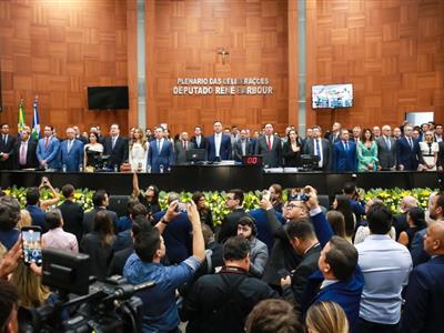 Notícia destaque: Gisela Cardoso participa da solenidade de posse da Mesa Diretora da Assembleia Legislativa