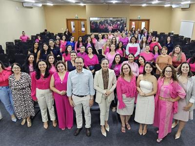 Foto da Notícia: Colaboradores da OAB-MT participam de atividades com a Comissão de Direito Sistêmico 
