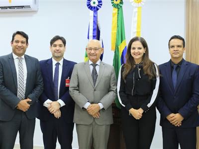 Foto da Notícia: Diretoria da OAB-MT se reúne com o Corregedor-Geral da Justiça